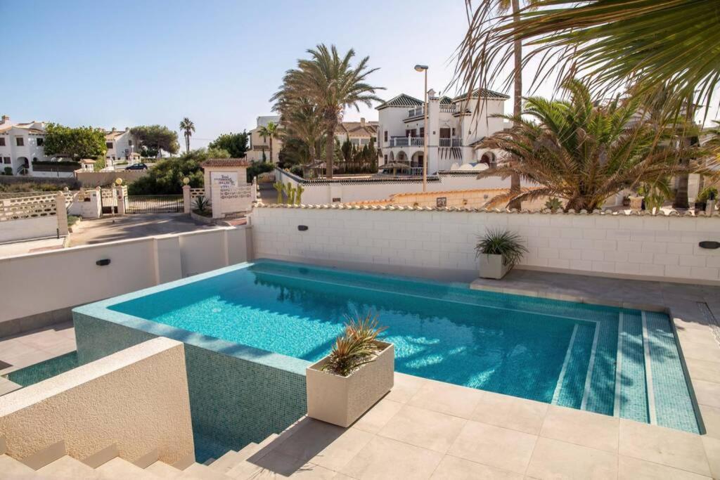 Villa La Zenia Ориуэла Экстерьер фото
